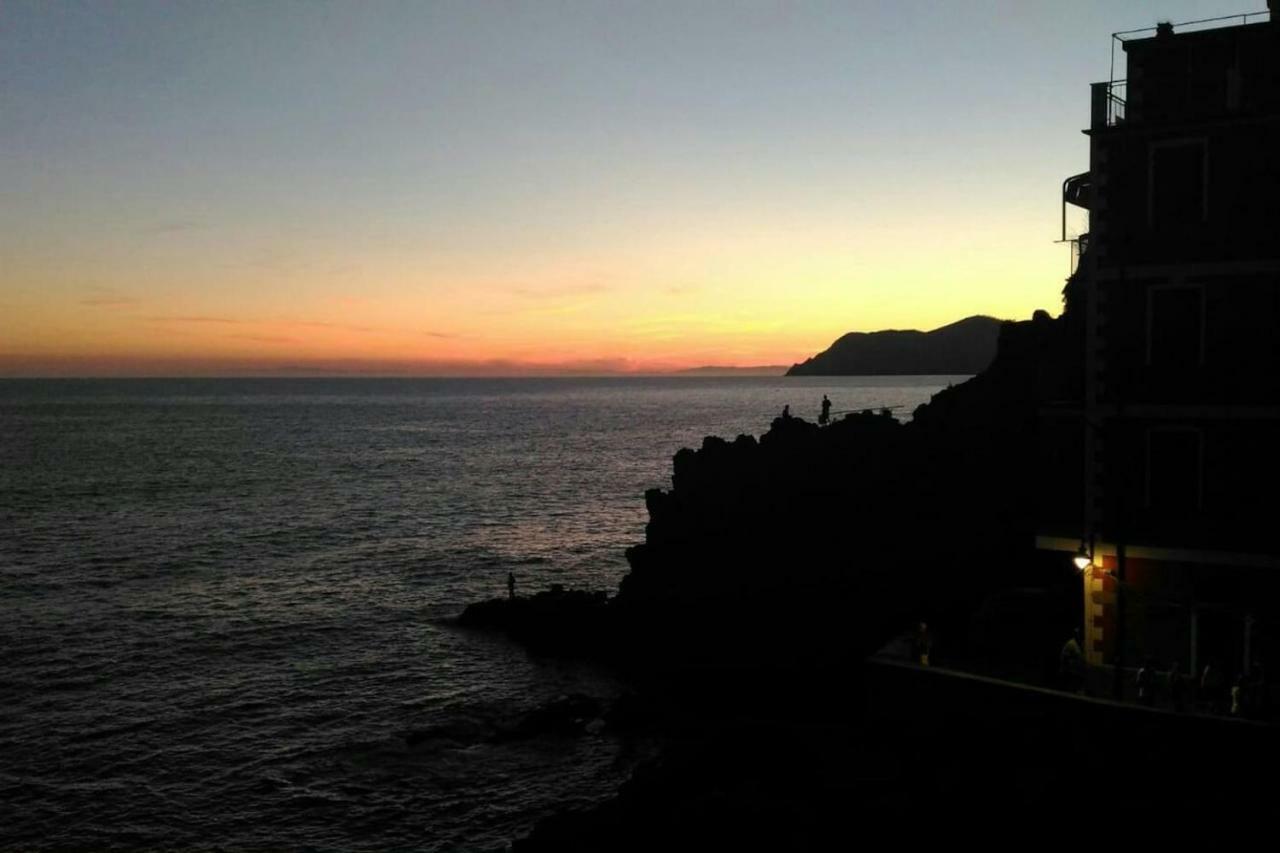 Ca'La Luna - In Centro Con Terrazza Riomaggiore Ngoại thất bức ảnh